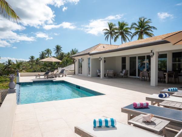 Luxurious Beachfront Four Bedroom Rental in Eleuthera